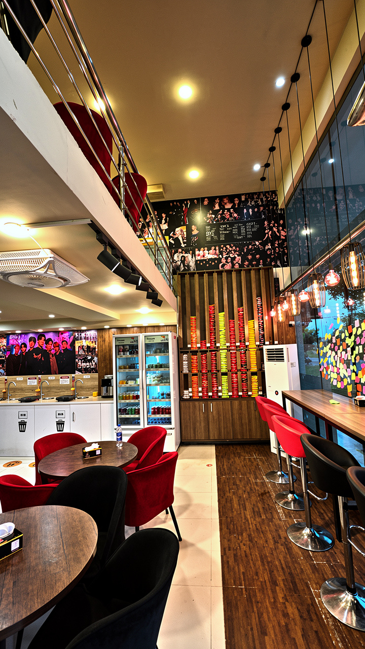 Ko Ramen Store Interior
